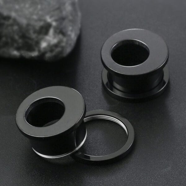 2PCS 316 Stainless Steel New Ear Gauges Tunnels Plugs Stretcher Studs
