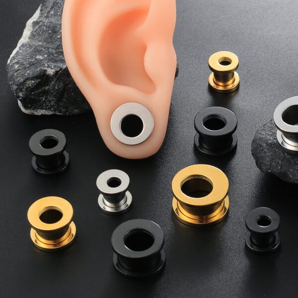 2PCS 316 Stainless Steel New Ear Gauges Tunnels Plugs Stretcher Studs