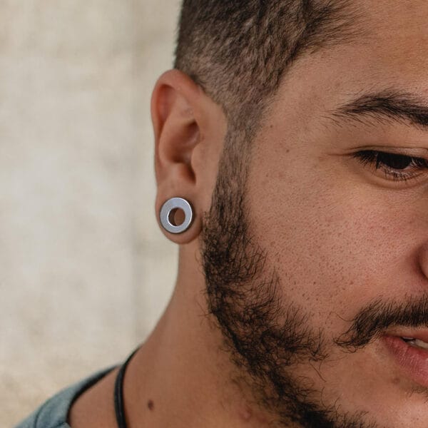 2PCS 316 Stainless Steel New Ear Gauges Tunnels Plugs Stretcher Studs