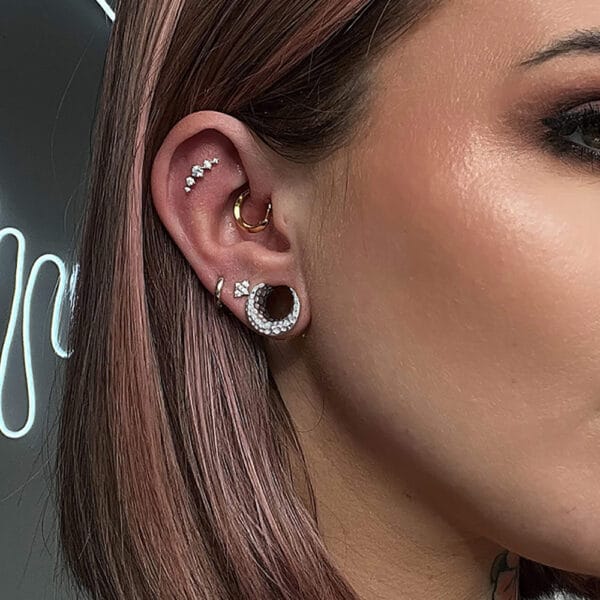 2PCS Moon Saddle Plugs Hangers Ear Gauges for Stretched Lobe Ear