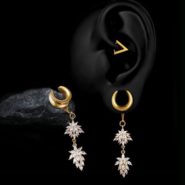 2PCS Luxury Flower Ear Tunnels Dangle Gauges Earrings