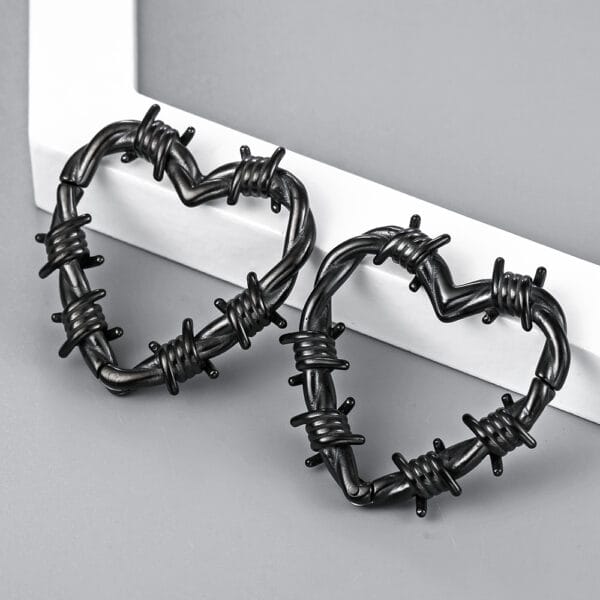2PCS 316 Stainless Steel Heart Knot Ear Weights Hanger