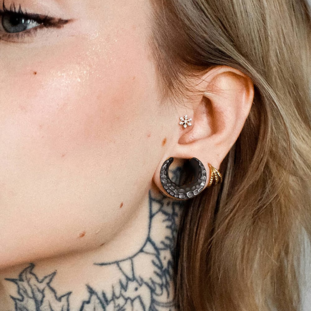 Moon Saddle Plugs - Image 2