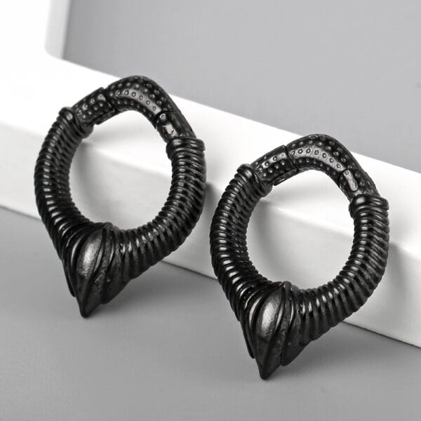 2PCS Gothic Punk Ear Weights Hangers Ear Plug for Stretched Lobe