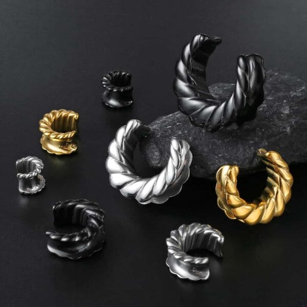 Twist Saddle Ear Tunnels Plugs
