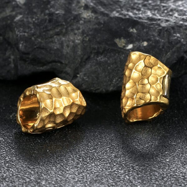 00g Hammered Lobed Cuff