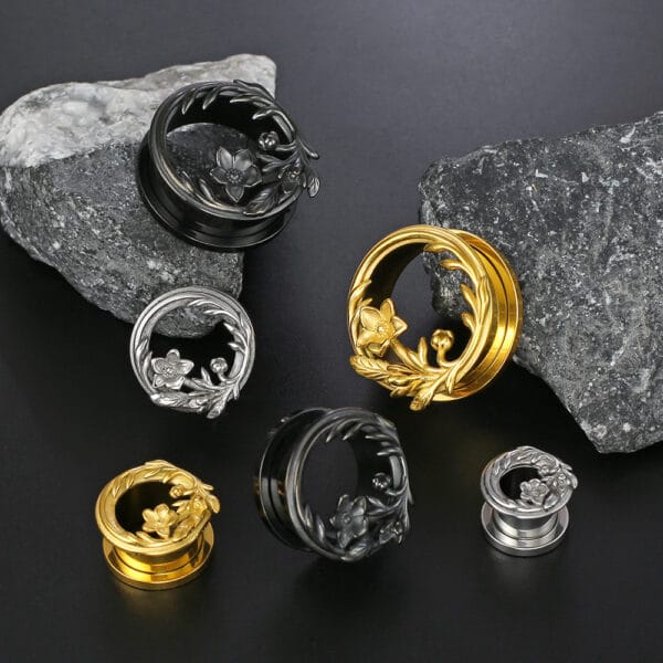2PCS Ear Tunnels Plugs Piercing Gauges Flower