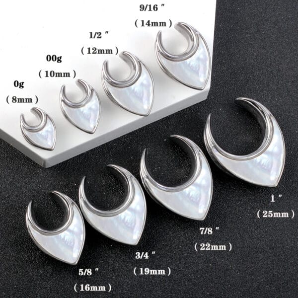 2PCS Fashion Wedding Saddle Conch Shell Ear Gauges