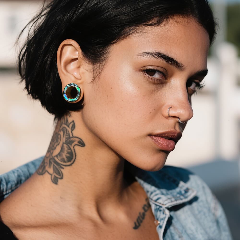 Screw Fit Colorful Shell Ear Tunnels - Image 2