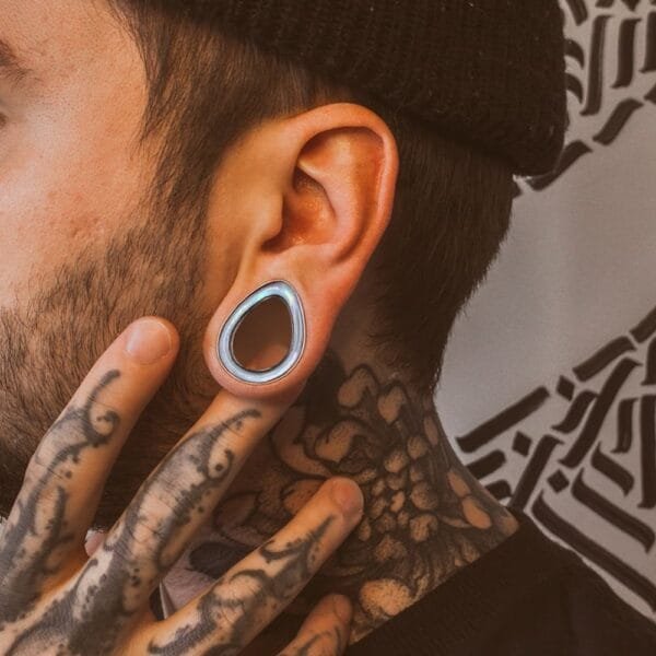 Teardrop Shell Ear Tunnels