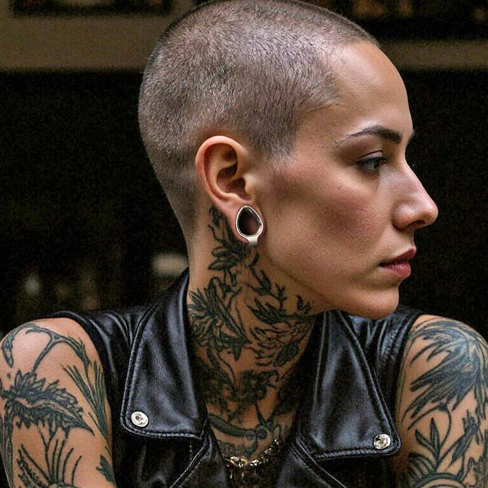 Waterdrop Lobe Cuff Ear Gauges - Image 2