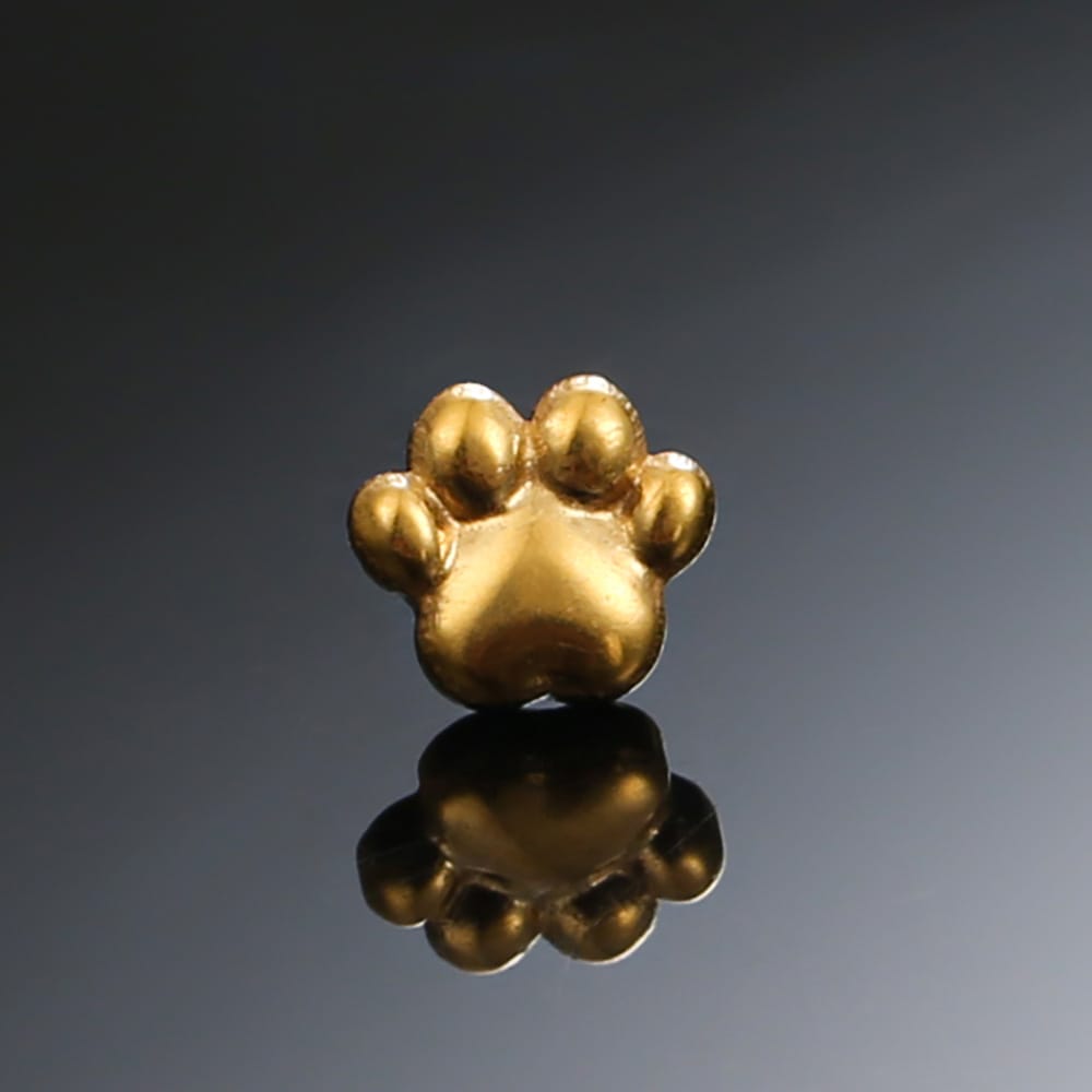 Paw Print Labret Stud - Image 5