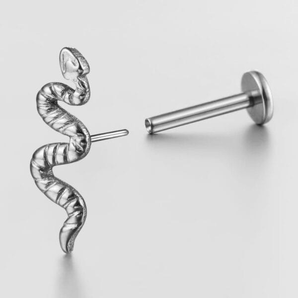 Snake Threadless Flat Back Labret