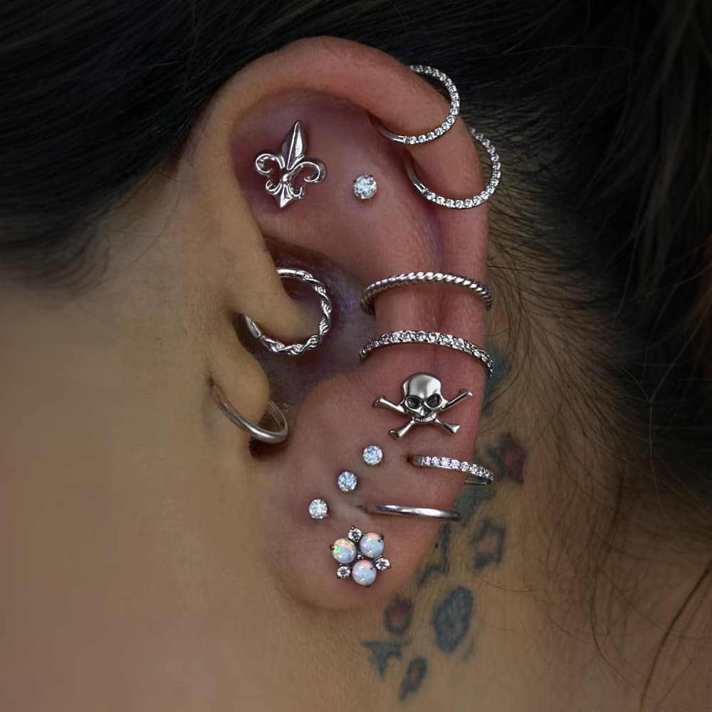 Skull Internal Thread Flat Back Labret Studs - Image 4